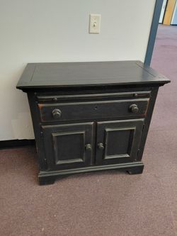 Black cabinet