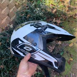 O’Neill Motocross Helmet Youth Small  5$ 
