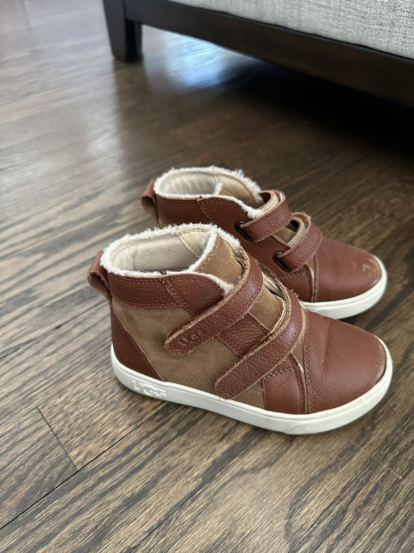 UGG Kids Shoes