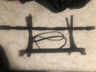 Pull up bar