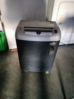 Paper shredder