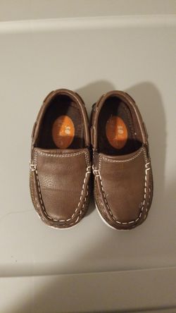 Boy shoes