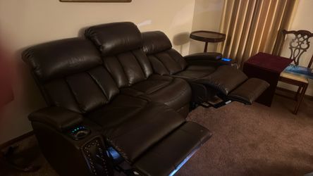 Dual Reclining Theatre Sofa