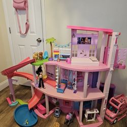 Barbie Dreamhouse 
