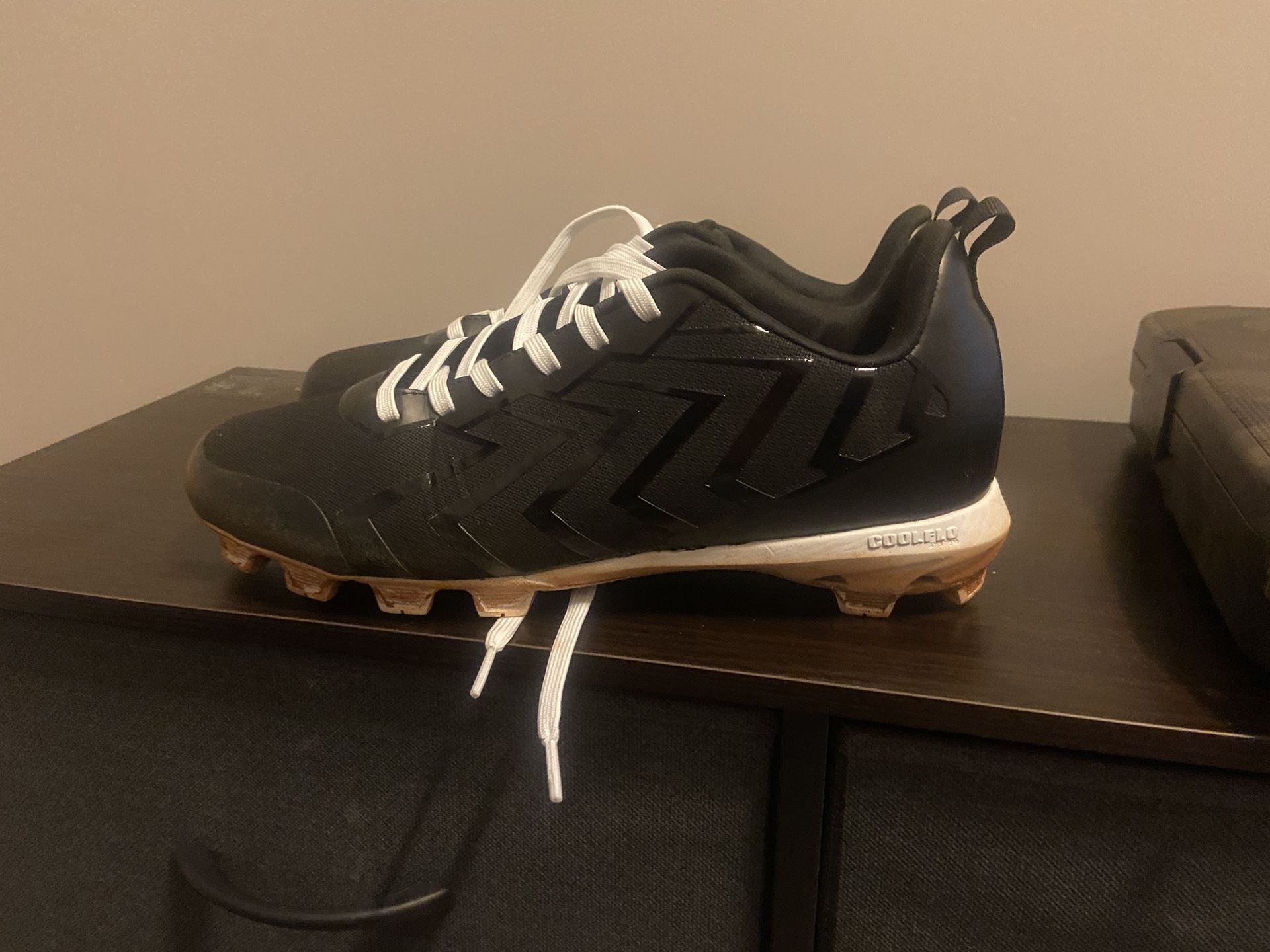 Mens Cleats Used Once