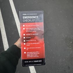 Midland ER210 NOAA Emergency Weather Radio - Compact, Crank, Weather Alerts, AM/FM Radio, Multiple Power Sources, SOS Emergency Flashlight