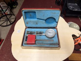 Magnetic Base