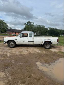 1992 Dodge D350