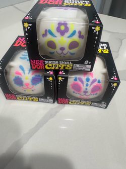 Needoh sugar skull cat