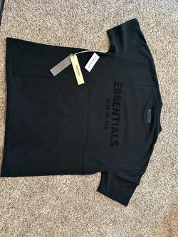 Black Fear of God essentials T-shirt