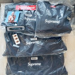 SUPREME MERCHANDISE!!  BUNDLE PACK $150