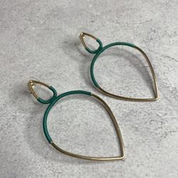 Women’s Statement Earrings