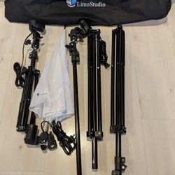 LimoStudio Photography Light Stands and Umbrella Kit