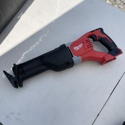 Milwaukee M18 18V Lithium-Ion Cordless SAWZALL Reciprocating Saw (Tool-Only)