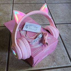 Cat Ears Light Up B90 Bluetooth Gaming Headset