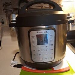 Brand new Instapot Model IP-DUO80 (8 Quart)
