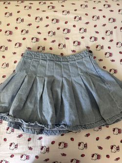 Forever 21 Women’s Denim Skirt 