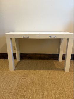 Modern white desk