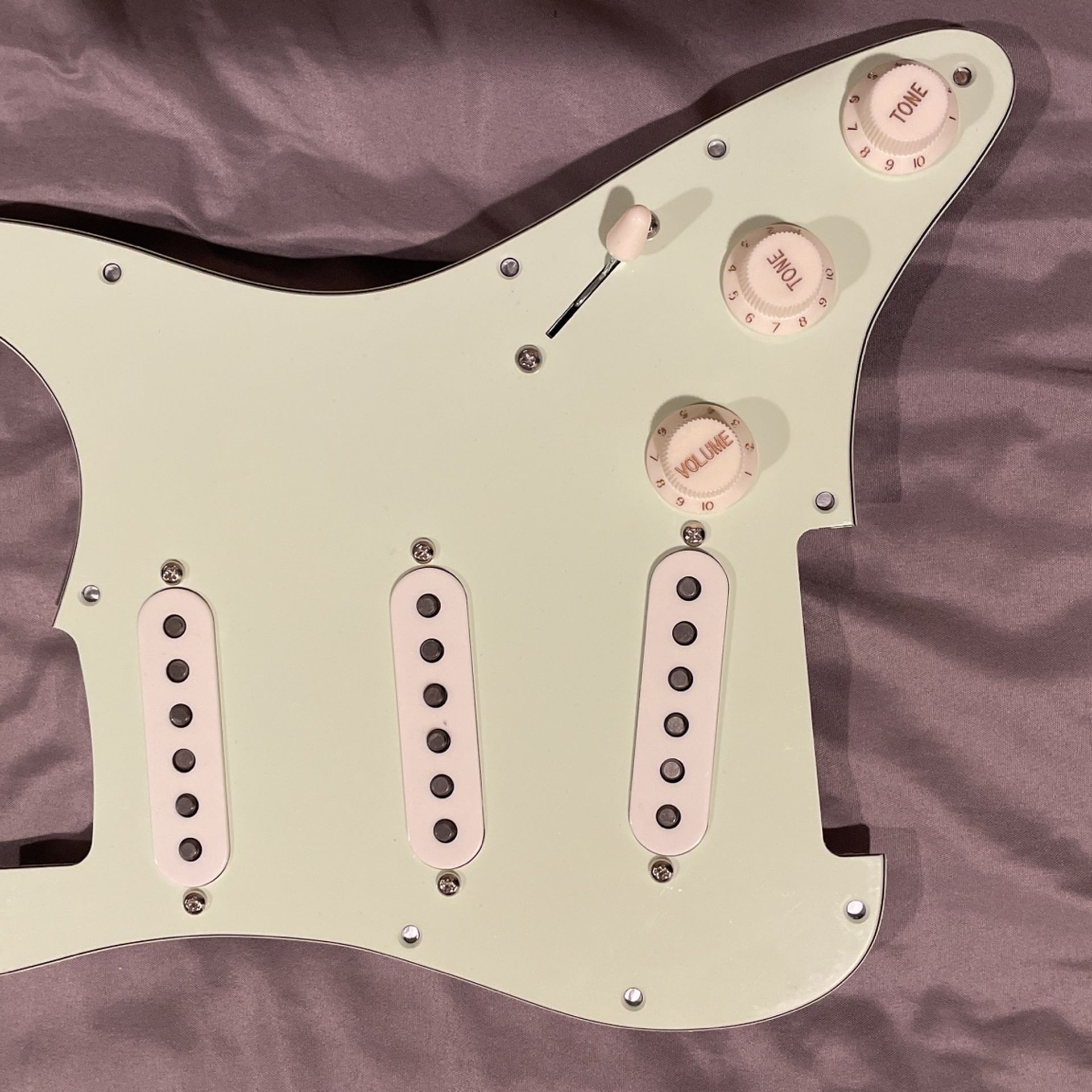 Klein Jazzy Cat Loaded Pickguard -mint green