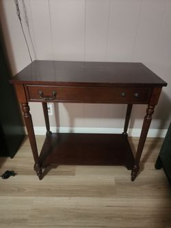 Classic table
