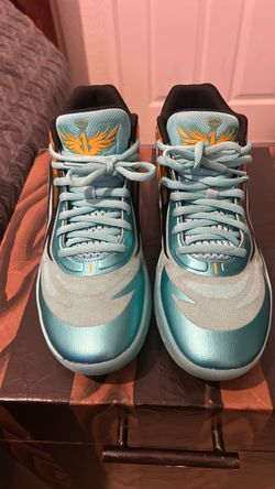 Men’s shoes