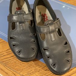 Néw Womens SAS Navy Blue Comfort Shoes Size 7M