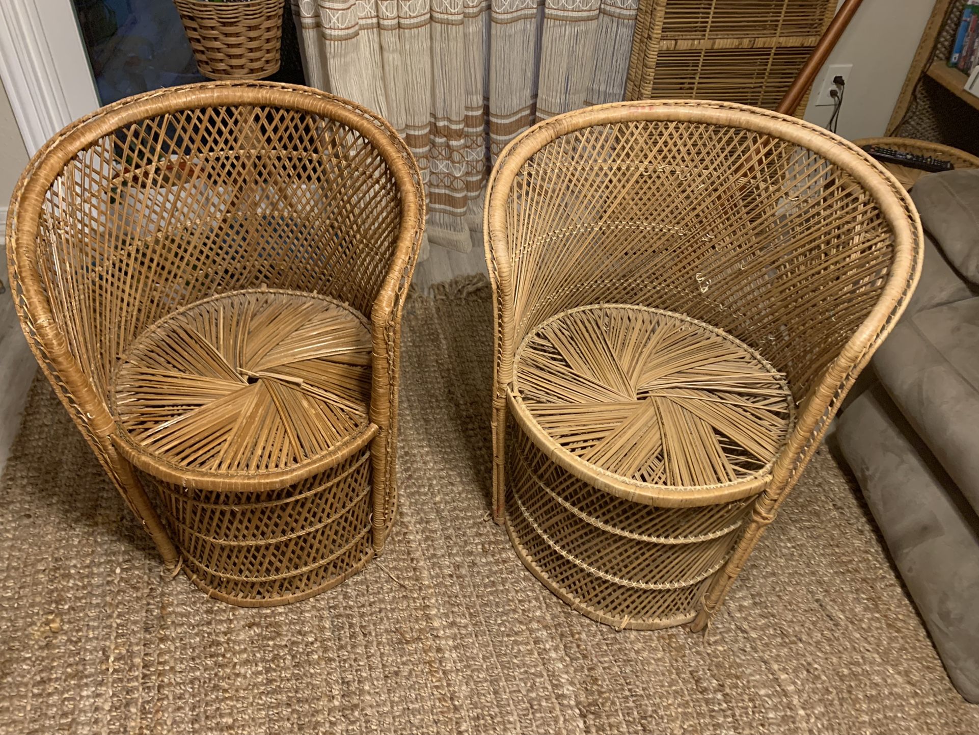 Wicker barrel 2024 chair vintage