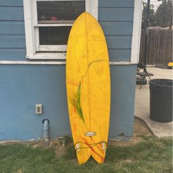 Fish Surfboard 6’8