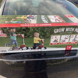 Radio Flyer Scoot 2 Scooter