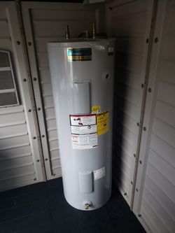 New Premier Plus 50 Gallon Energy Efficient Water Heater for Sale in  Pembroke Pines, FL - OfferUp