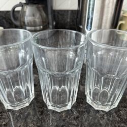 Selling 3 Glass Cups