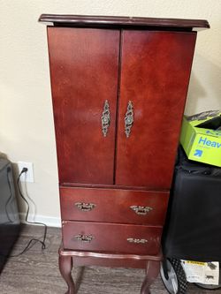 Jewelry Cabinet With Mirror