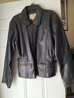 vintage Lloyd Elliot's Country Club black leather jacke