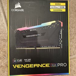 CORSAIR - VENGEANCE RGB PRO 32GB (2x16GB) DDR4 3200MHz C16 UDIMM Desktop Memory - Black