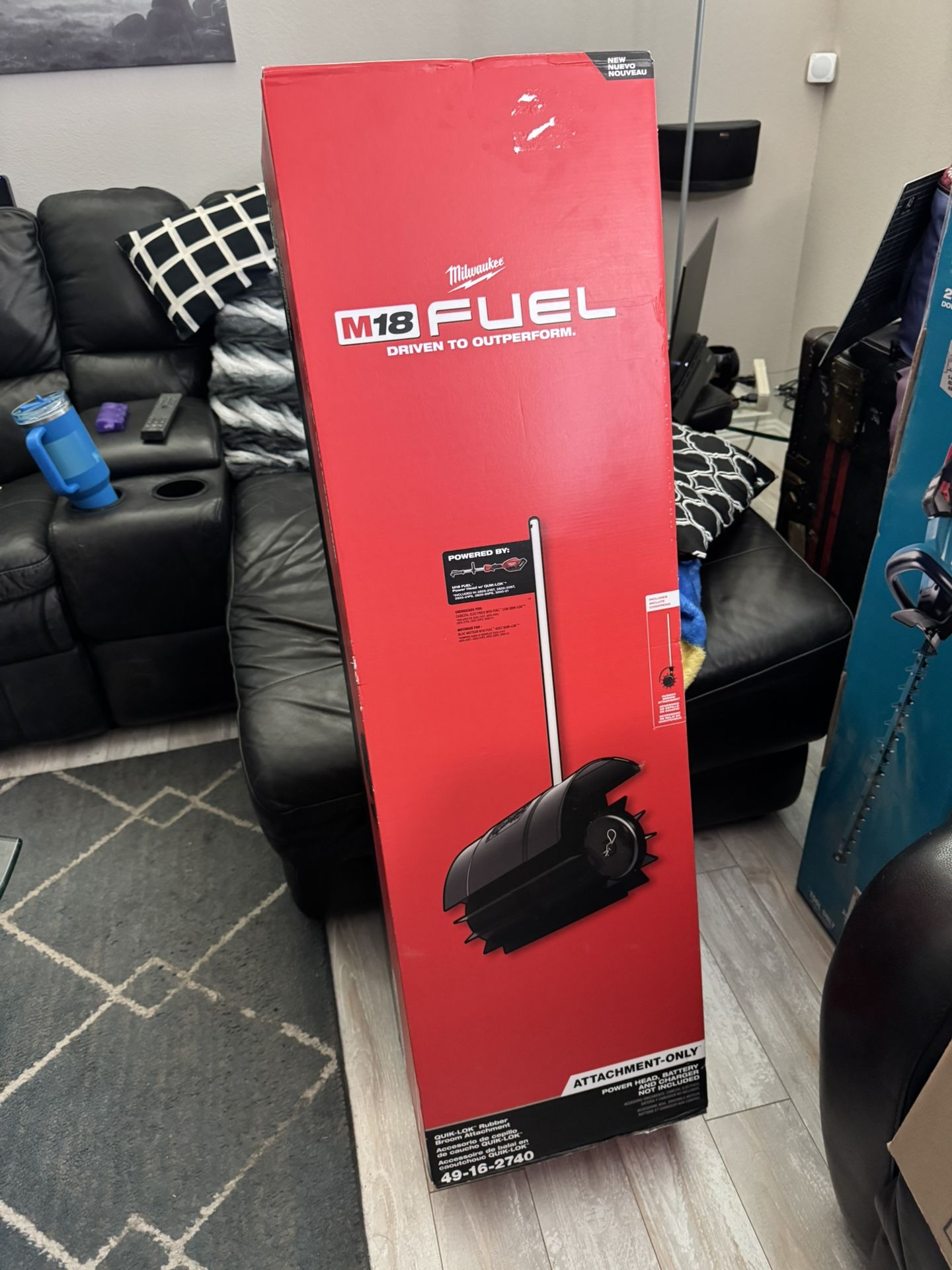 New Milwaukee M18 Quick-LOK Rubber Broom Attachment Tool Only!