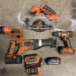 SE VENDE JUNTO O SEPARADO 