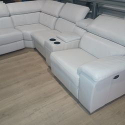 SECTIONAL GENUINE 💯% LEATHER RECLINER ELECTRIC WHITE COLOR.. DELIVERY SERVICE AVAILABLE 💥🚚✅