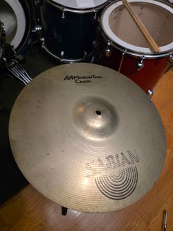Sabian AA 18" medium thin crash