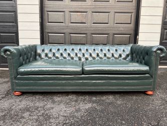 🔥 Vintage Genuine Leather Chesterfield Sofa — Emerson Leather, Hunter Green, Nailhead Trim