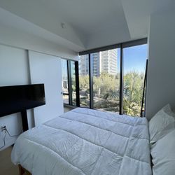 Full Therapeutic Mattress, Bed Frame & Headboard 