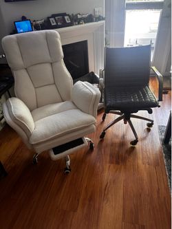 Desk chair