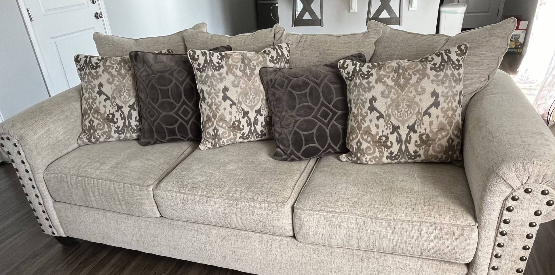 Beautiful 3 Seater Sofa!