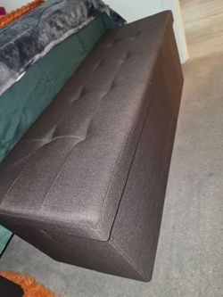 Storage ottoman - brown