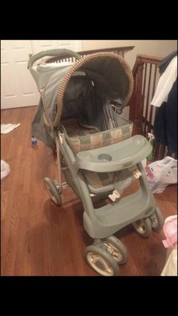 Stroller and car sit