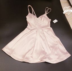 Dress Mini in Pink Windsor BRAND NEW (SIZE 5)