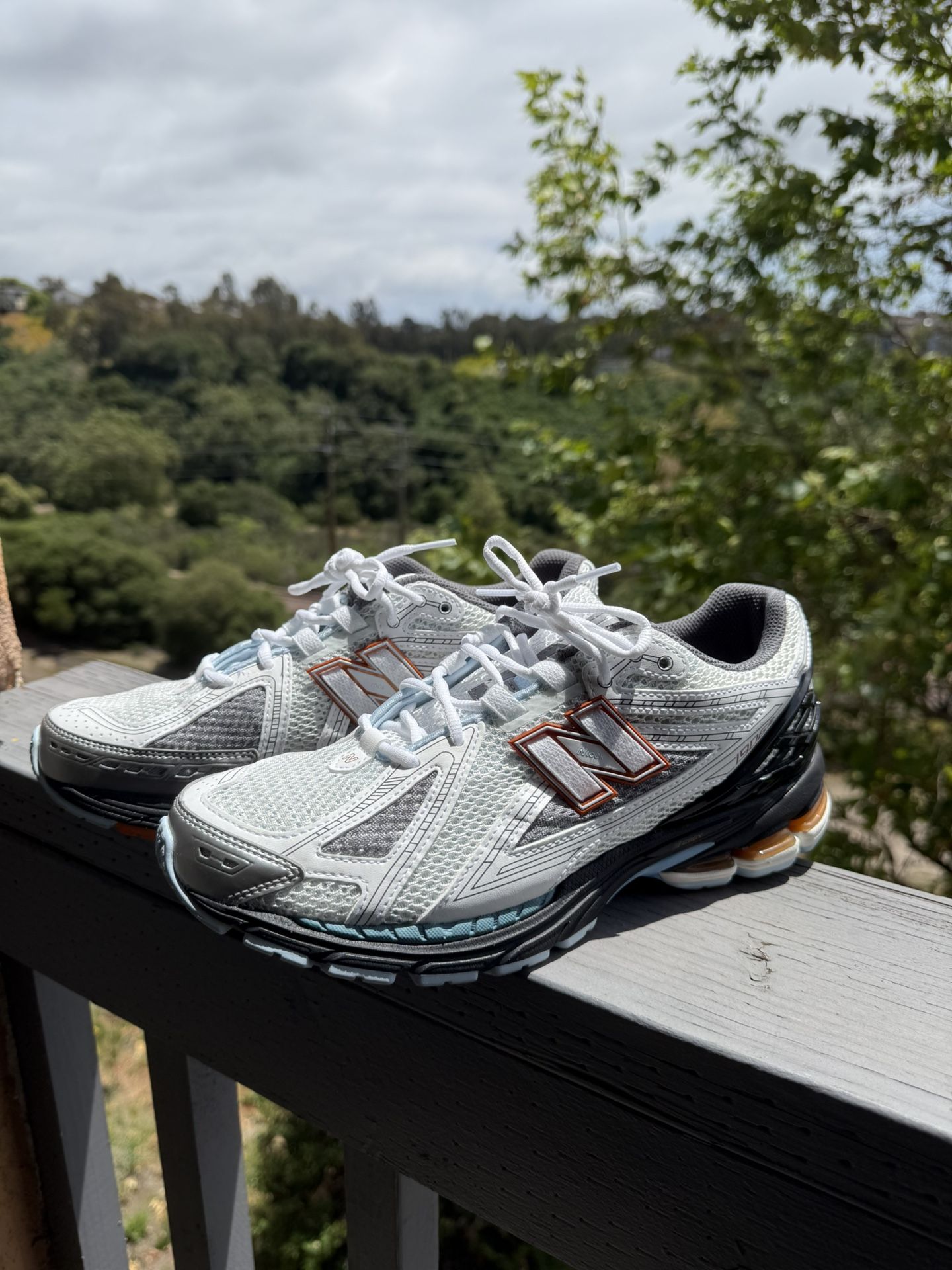 New Balance 1906R