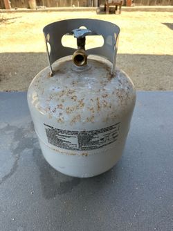 Propane bottle