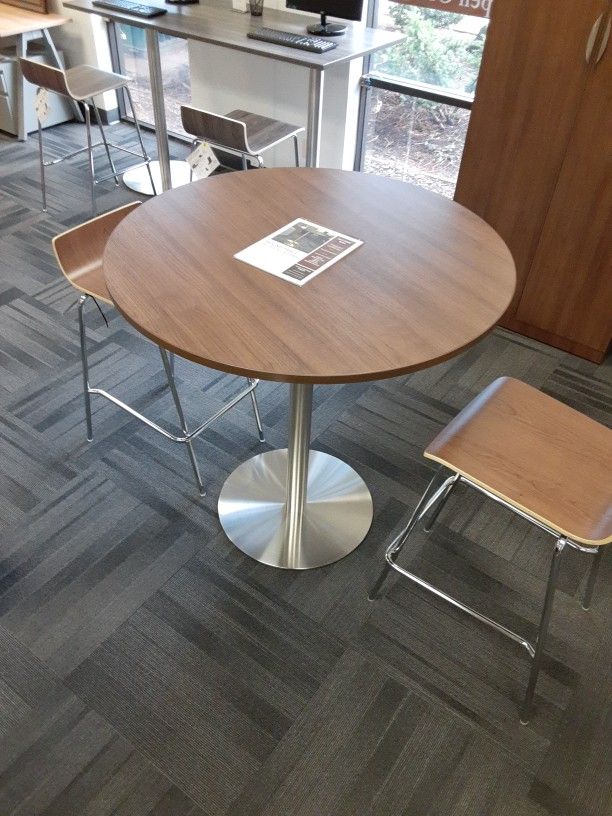 Bar Height Round Meeting Table (Modern Walnut)