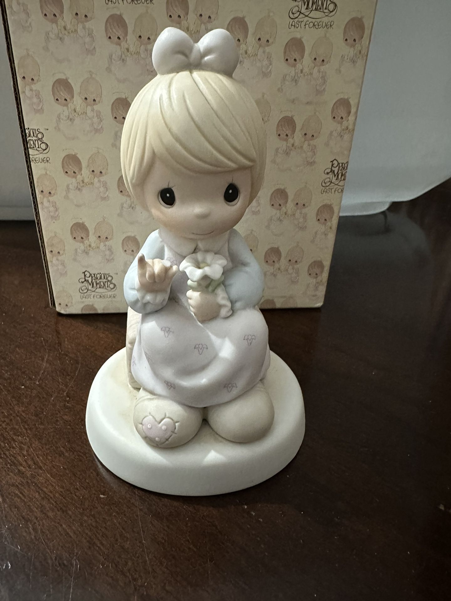 Precious moments a universal love 1992 limited edition-Easter seals figurine