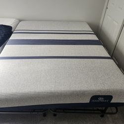 iComfort Serta PLUSH Queen 12inch Mattress with Metal Frame Included